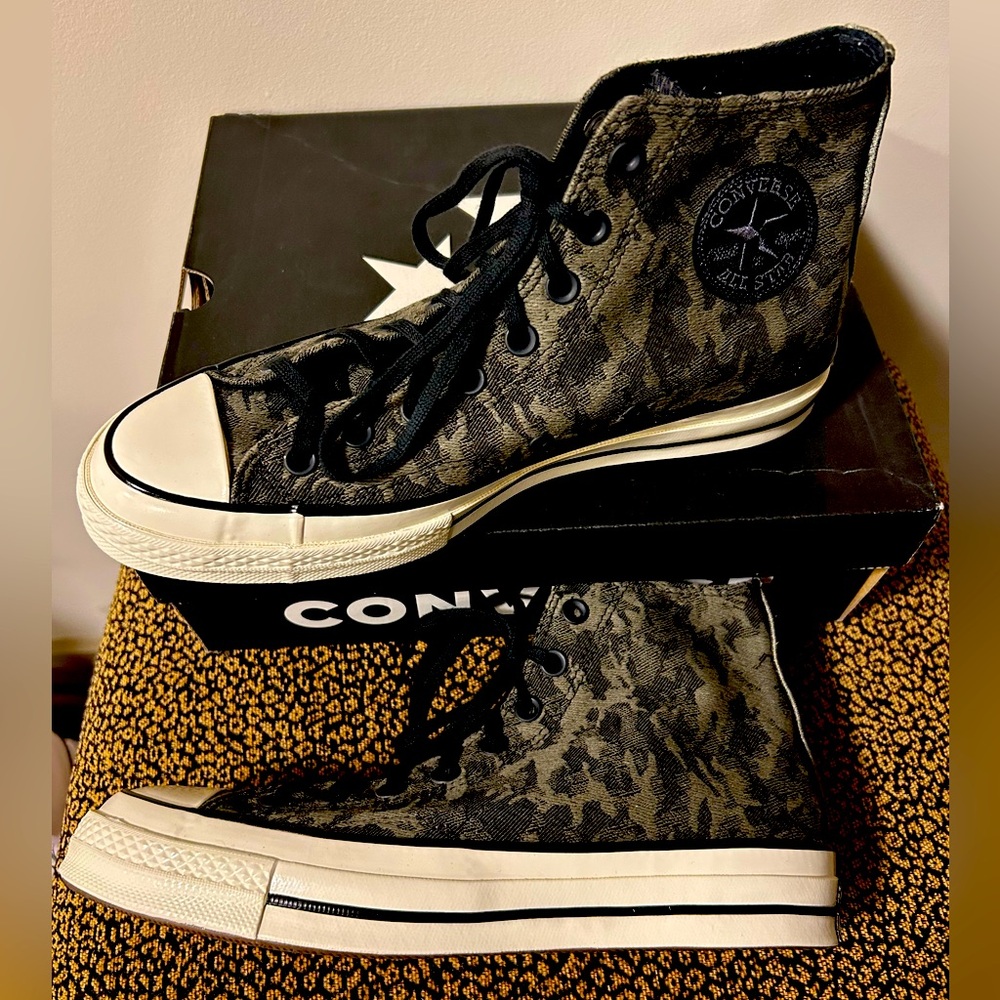 Converse Chucks 70 Black & Gray/Green Camouflage High-Tops Men 8.5/Women 10.5